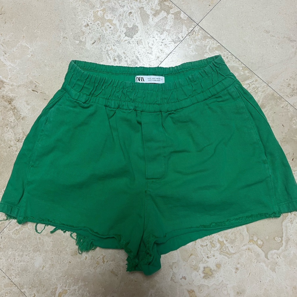 Green zara shorts